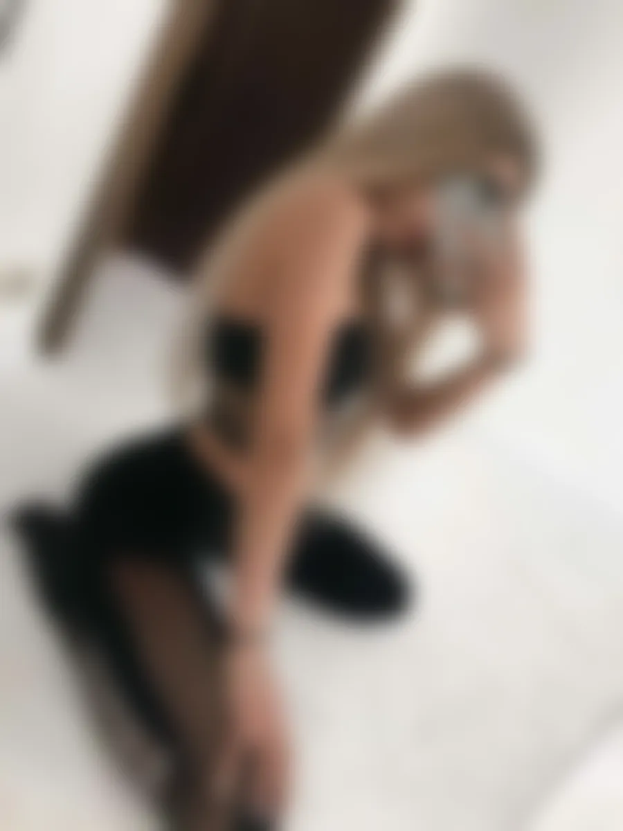 Elena vip